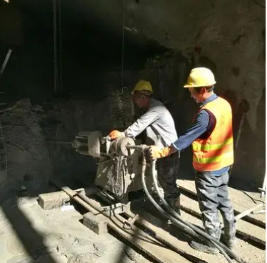 石景山水下抗分散灌浆料特点 水下不分散注浆料介绍